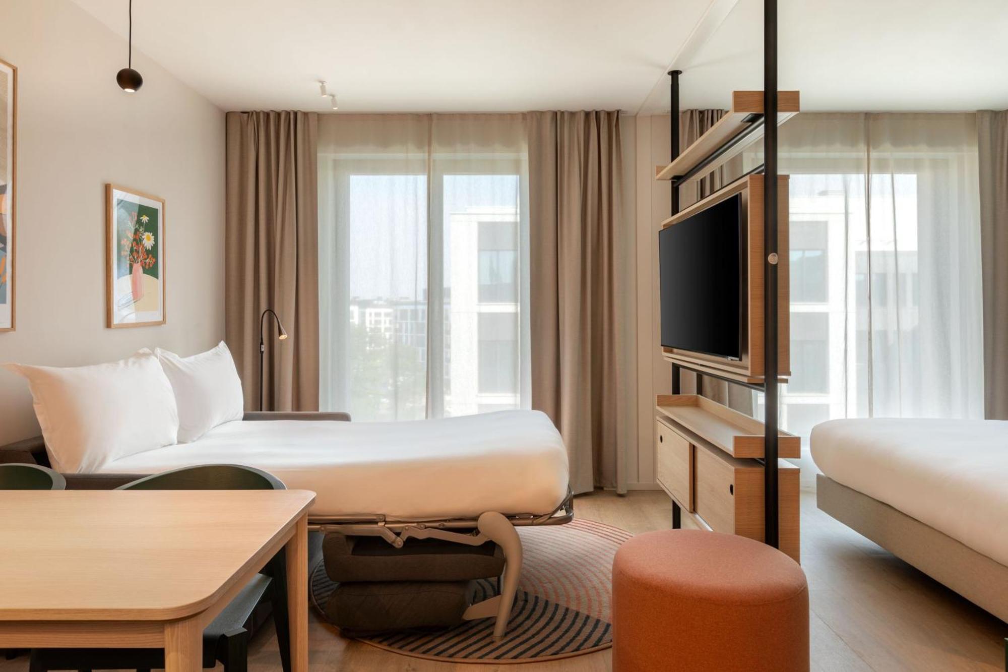Element By Westin Wroclaw Hotel Exterior photo